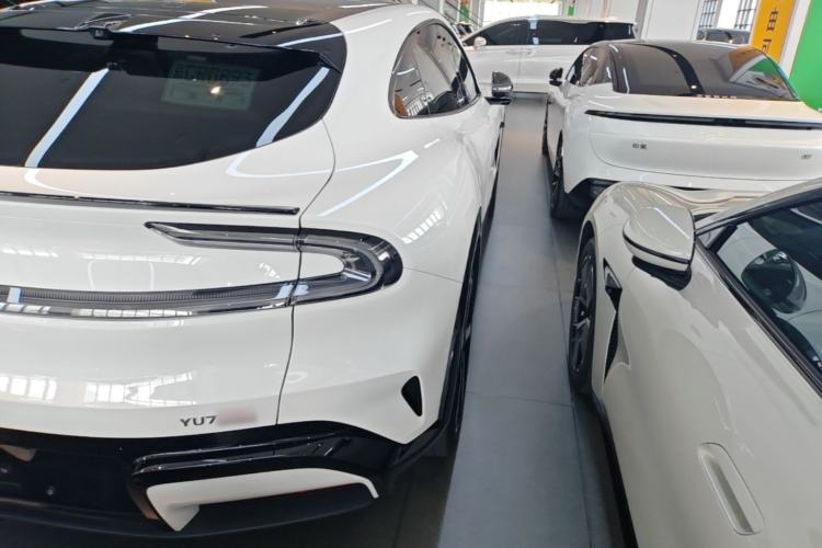 Used Xiaomi Auto YU7 2025 Ultra-Long Range High-Performance All-Wheel-Drive Max Edition Exterior 3