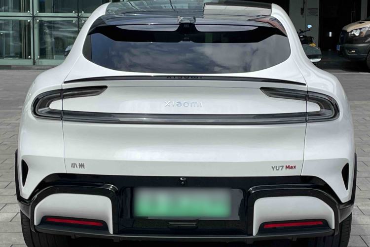 Used Xiaomi Auto YU7 2025 Ultra-Long Range High-Performance All-Wheel-Drive Max Edition Exterior 5
