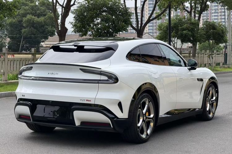 Used Xiaomi Auto YU7 2025 Ultra-Long Range High-Performance All-Wheel-Drive Max Edition Exterior 5