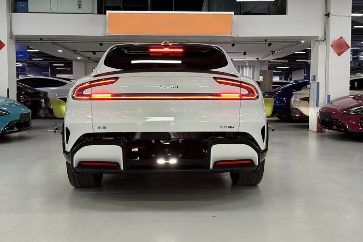 Used Xiaomi Auto YU7 2025 Ultra-Long Range High-Performance All-Wheel-Drive Max Edition Exterior 5