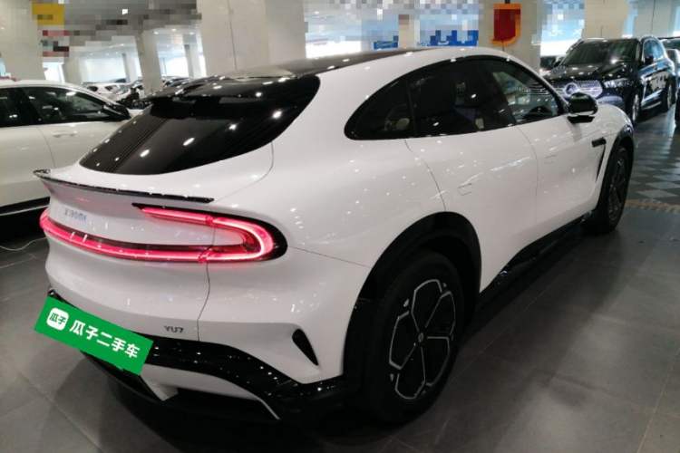 Used Xiaomi Auto YU7 2025 Ultra-Long Range Rear-Wheel Drive Version Exterior 5