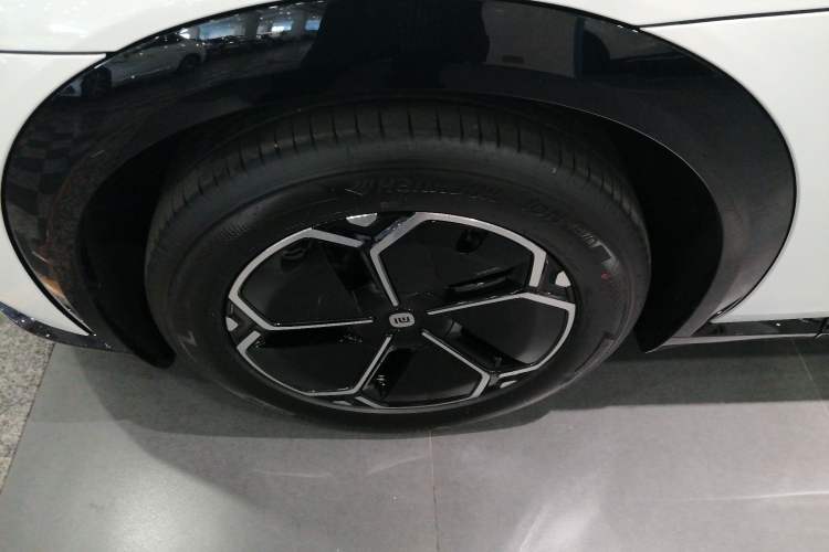 Used Xiaomi Auto YU7 2025 Ultra-Long Range Rear-Wheel Drive Version Exterior 7