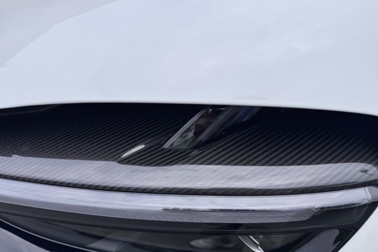 Used Xiaomi Auto YU7 2025 Ultra-Long Range High-Performance All-Wheel-Drive Max Edition Exterior 8