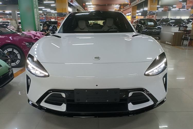 Used Xiaomi Auto YU7 2025 Ultra-Long Range Rear-Wheel Drive Version Front