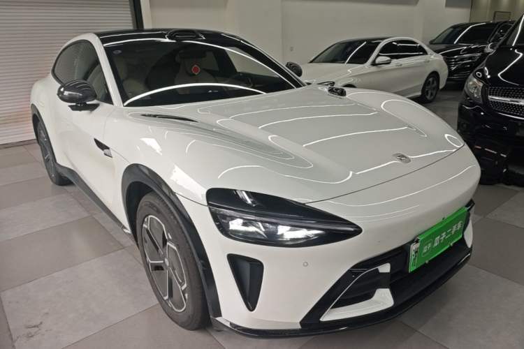 Used Xiaomi Auto YU7 2025 Ultra-Long Range High-Performance All-Wheel-Drive Max Edition Front Right 45 Deg