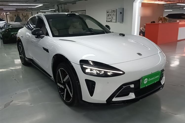 Used Xiaomi Auto YU7 2025 Ultra-Long Range High-Performance All-Wheel-Drive Max Edition Front Right 45 Deg