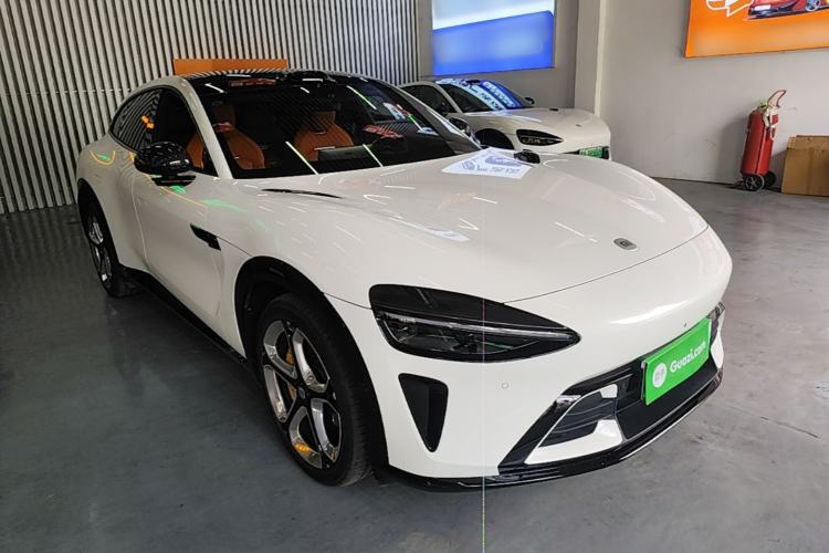 Used Xiaomi Auto YU7 2025 Ultra-Long Range High-Performance All-Wheel-Drive Max Edition Front Right 45 Deg