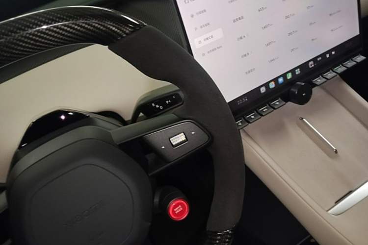 Used Xiaomi Auto YU7 2025 Ultra-Long Range High-Performance All-Wheel-Drive Max Edition Gear Lever