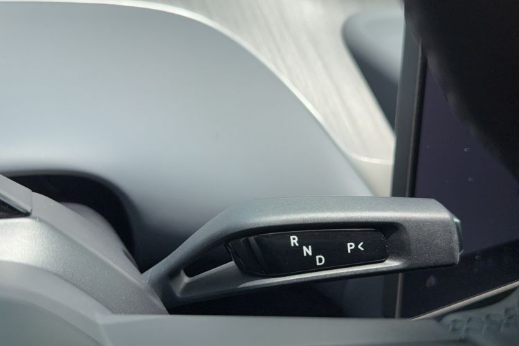 Used Xiaomi Auto YU7 2025 Ultra-Long Range All-Wheel Drive Pro Version Gear Lever