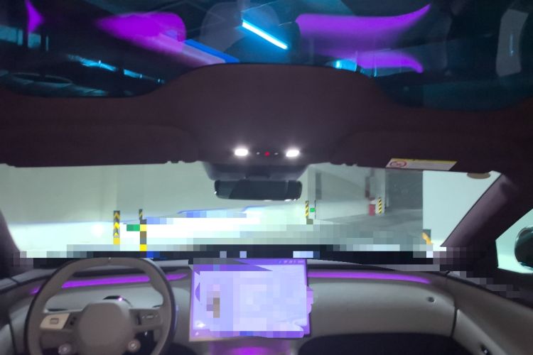 Used Xiaomi Auto YU7 2025 Ultra-Long Range High-Performance All-Wheel-Drive Max Edition Headliner