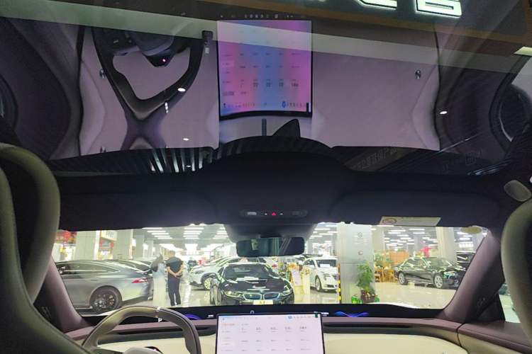 Used Xiaomi Auto YU7 2025 Ultra-Long Range All-Wheel Drive Pro Version Headliner
