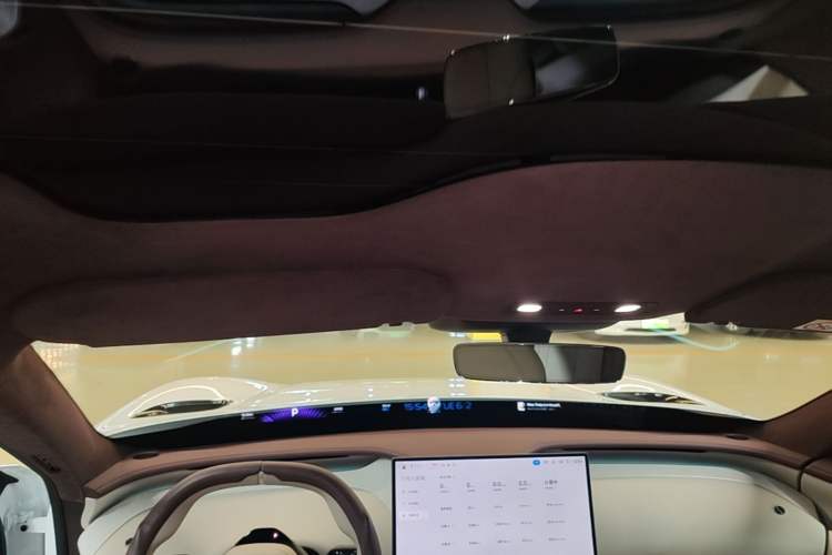 Used Xiaomi Auto YU7 2025 Ultra-Long Range High-Performance All-Wheel-Drive Max Edition Headliner