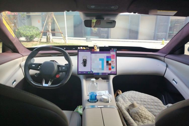 Used Xiaomi Auto YU7 2025 Ultra-Long Range High-Performance All-Wheel-Drive Max Edition Headliner