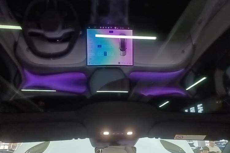 Used Xiaomi Auto YU7 2025 Ultra-Long Range All-Wheel Drive Pro Version Headliner