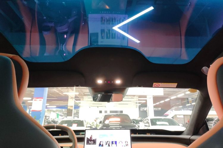 Used Xiaomi Auto YU7 2025 Ultra-Long Range High-Performance All-Wheel-Drive Max Edition Headliner