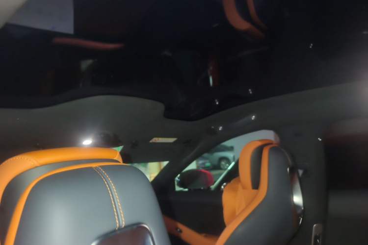 Used Xiaomi Auto YU7 2025 Ultra-Long Range High-Performance All-Wheel-Drive Max Edition Headliner