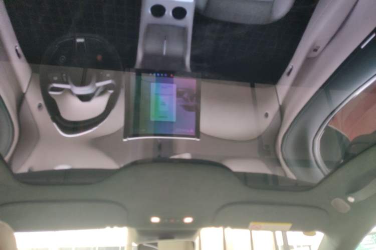 Used Xiaomi Auto YU7 2025 Ultra-Long Range High-Performance All-Wheel-Drive Max Edition Headliner