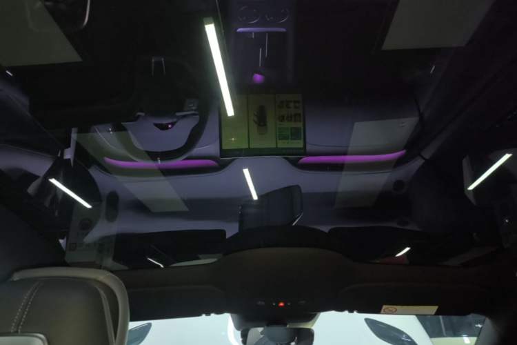 Used Xiaomi Auto YU7 2025 Ultra-Long Range All-Wheel Drive Pro Version Headliner