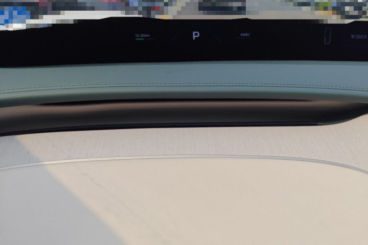 Used Xiaomi Auto YU7 2025 Ultra-Long Range All-Wheel Drive Pro Version Instrument Cluster