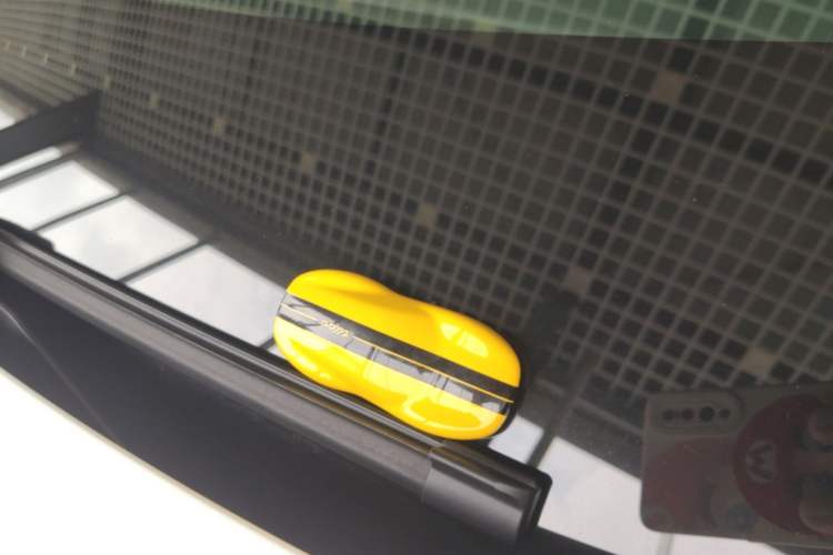 Used Xiaomi Auto YU7 2025 Ultra-Long Range High-Performance All-Wheel-Drive Max Edition Interior 1