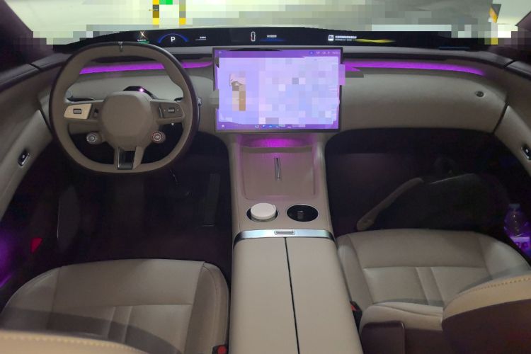 Used Xiaomi Auto YU7 2025 Ultra-Long Range High-Performance All-Wheel-Drive Max Edition Interior 2