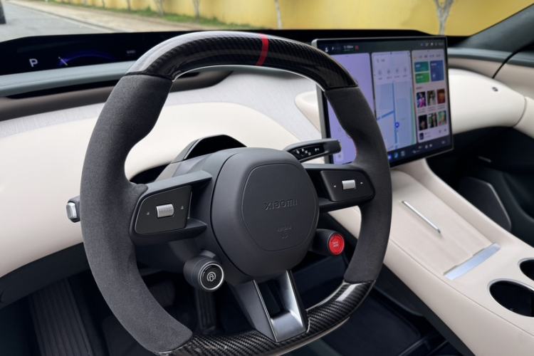 Used Xiaomi Auto YU7 2025 Ultra-Long Range High-Performance All-Wheel-Drive Max Edition Interior 2