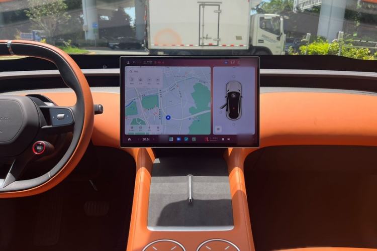 Used Xiaomi Auto YU7 2025 Ultra-Long Range High-Performance All-Wheel-Drive Max Edition Interior 4