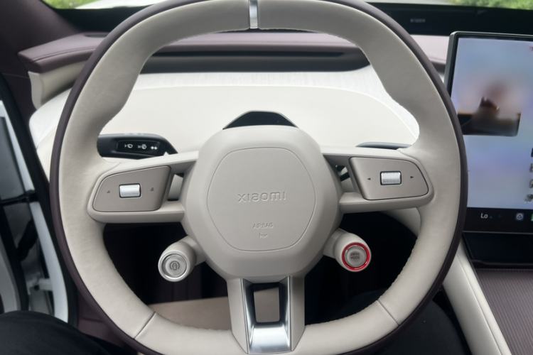 Used Xiaomi Auto YU7 2025 Ultra-Long Range Rear-Wheel Drive Version Interior 6