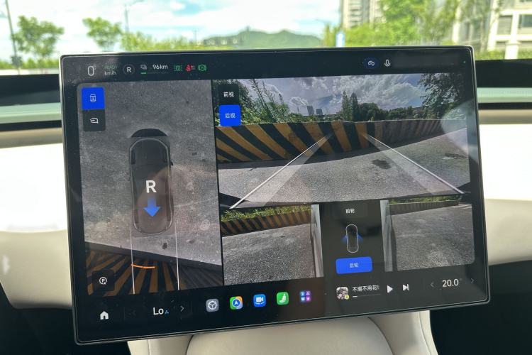 Used Xiaomi Auto YU7 2025 Ultra-Long Range High-Performance All-Wheel-Drive Max Edition Interior 9