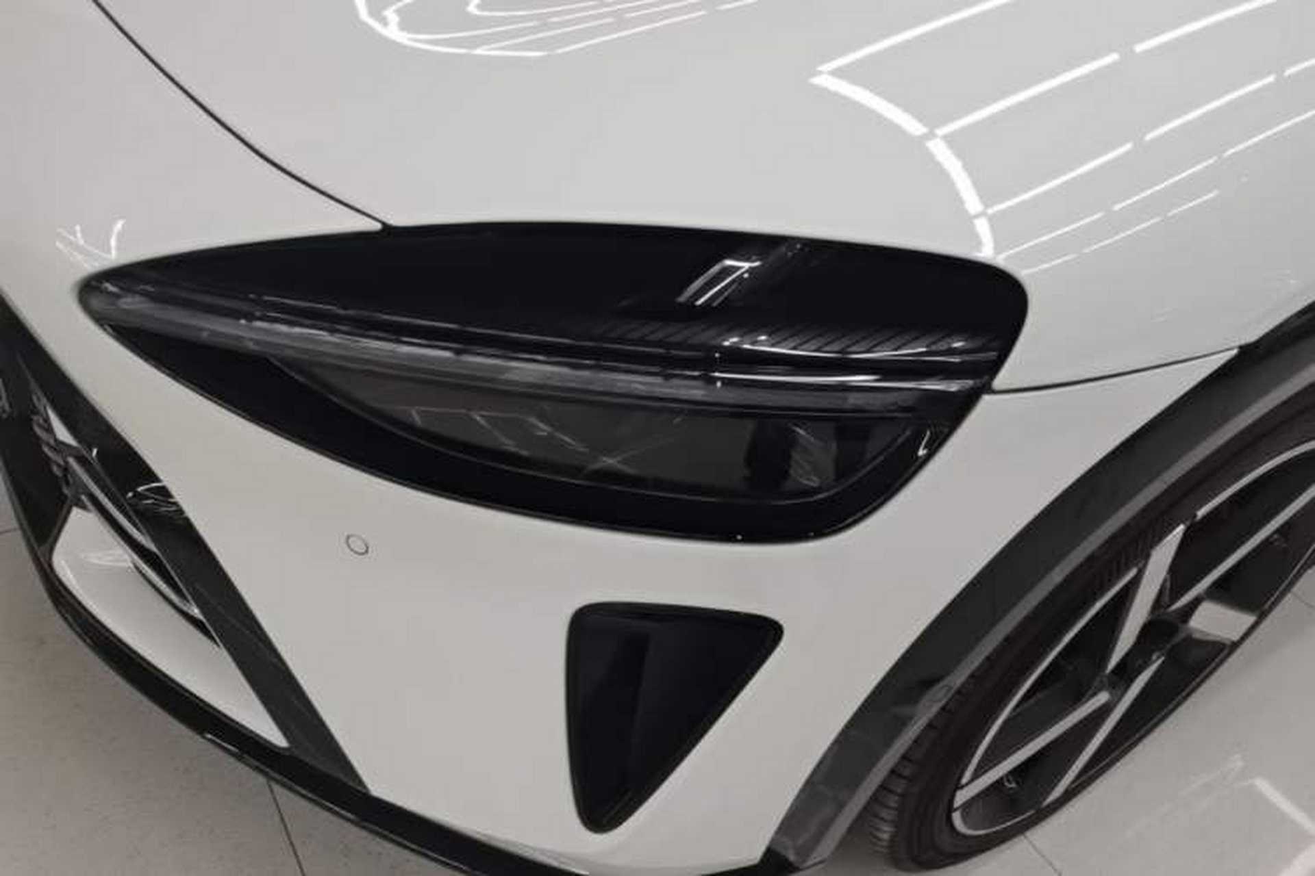 Used Xiaomi Auto YU7 2025 Ultra-Long Range High-Performance All-Wheel-Drive Max Edition Left Front Headlight