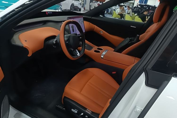 Used Xiaomi Auto YU7 2025 Ultra-Long Range High-Performance All-Wheel-Drive Max Edition Left Front Seat