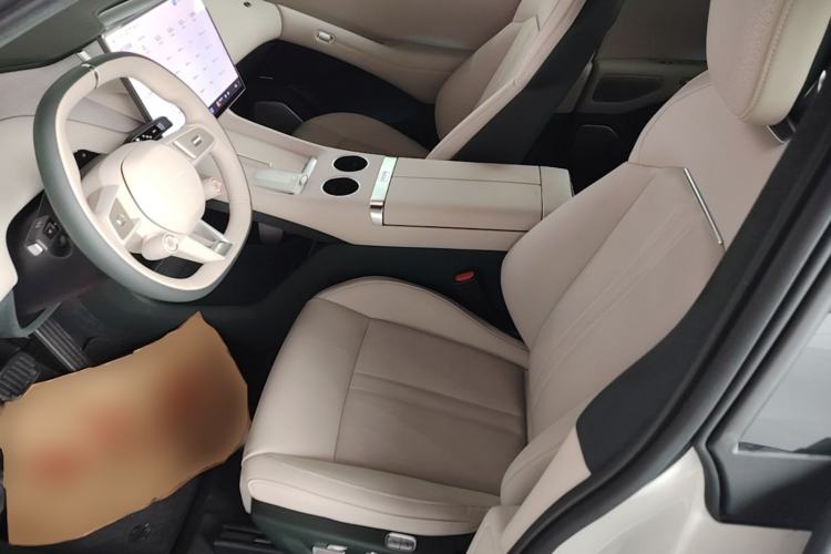 Used Xiaomi Auto YU7 2025 Ultra-Long Range High-Performance All-Wheel-Drive Max Edition Left Front Seat