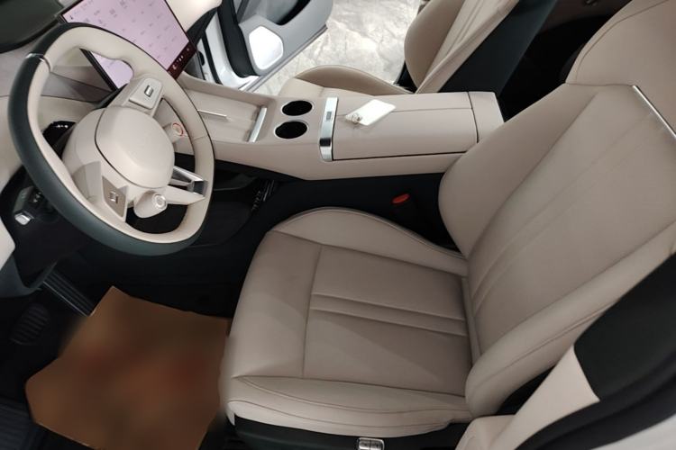Used Xiaomi Auto YU7 2025 Ultra-Long Range Rear-Wheel Drive Version Left Front Seat
