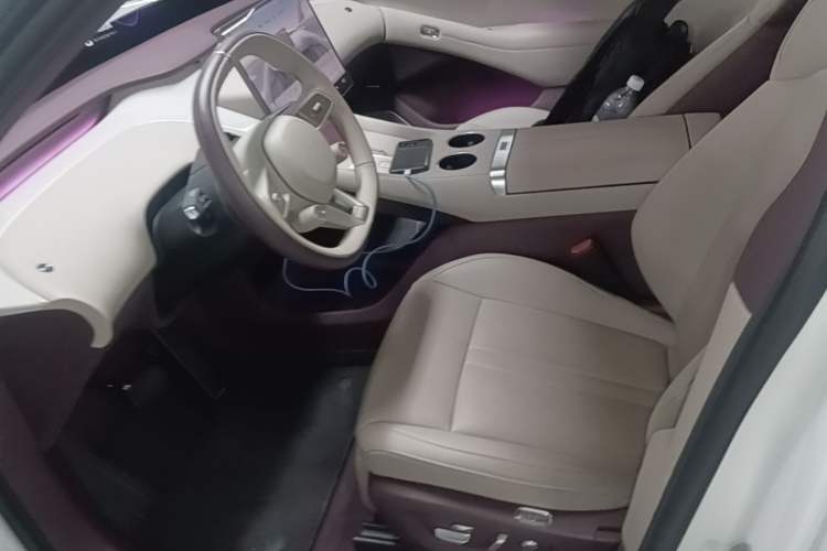 Used Xiaomi Auto YU7 2025 Ultra-Long Range Rear-Wheel Drive Version Left Front Seat