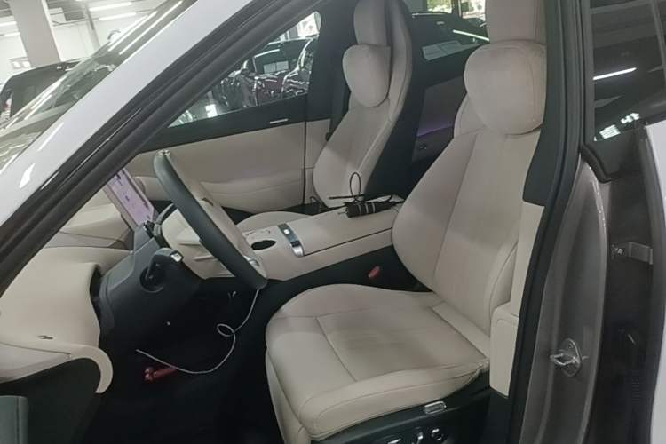 Used Xiaomi Auto YU7 2025 Ultra-Long Range All-Wheel Drive Pro Version Left Front Seat