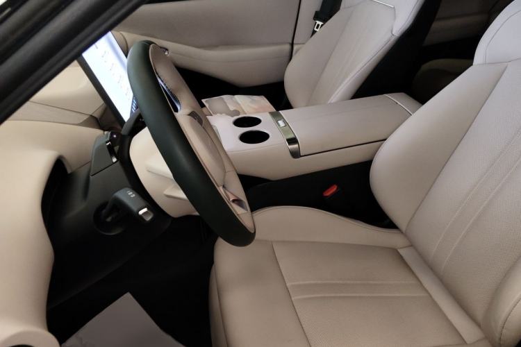 Used Xiaomi Auto YU7 2025 Ultra-Long Range All-Wheel Drive Pro Version Left Front Seat