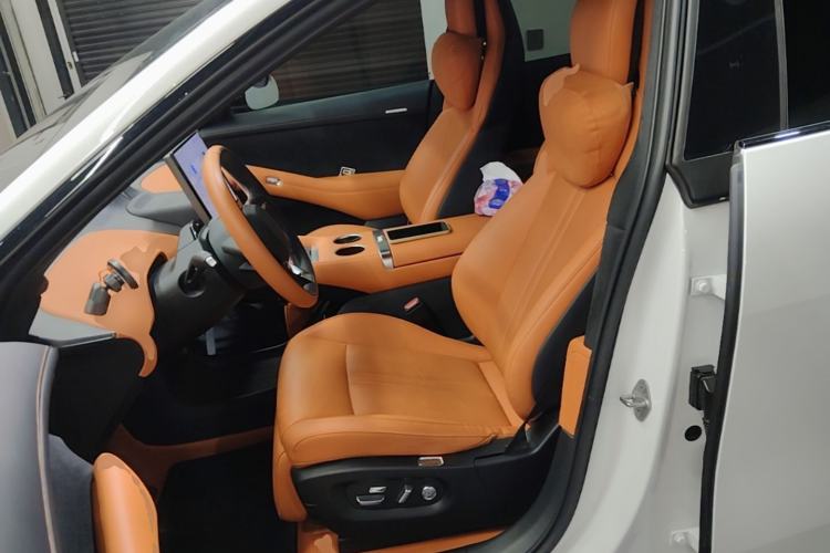 Used Xiaomi Auto YU7 2025 Ultra-Long Range High-Performance All-Wheel-Drive Max Edition Left Front Seat