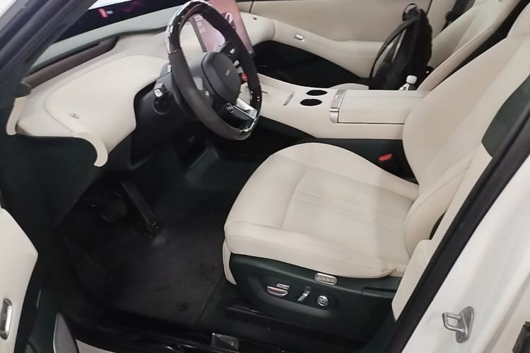 Used Xiaomi Auto YU7 2025 Ultra-Long Range High-Performance All-Wheel-Drive Max Edition Left Front Seat