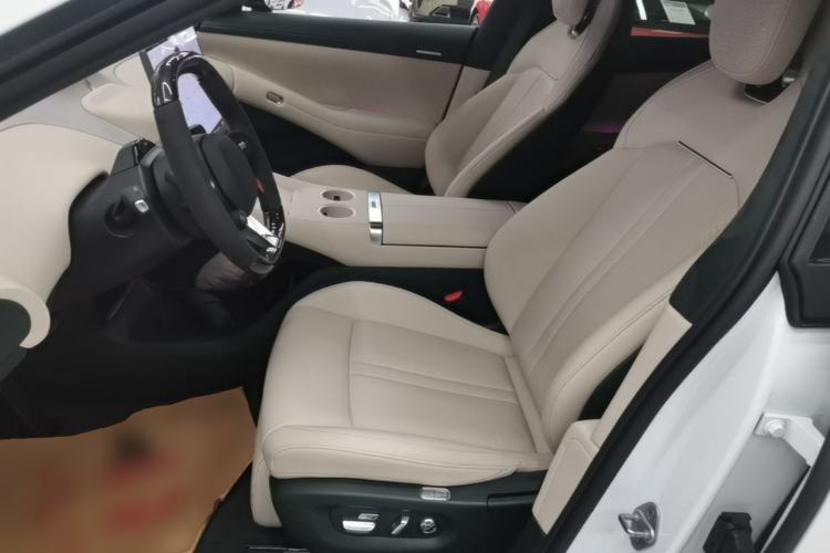 Used Xiaomi Auto YU7 2025 Ultra-Long Range High-Performance All-Wheel-Drive Max Edition Left Front Seat