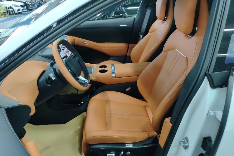 Used Xiaomi Auto YU7 2025 Ultra-Long Range High-Performance All-Wheel-Drive Max Edition Left Front Seat