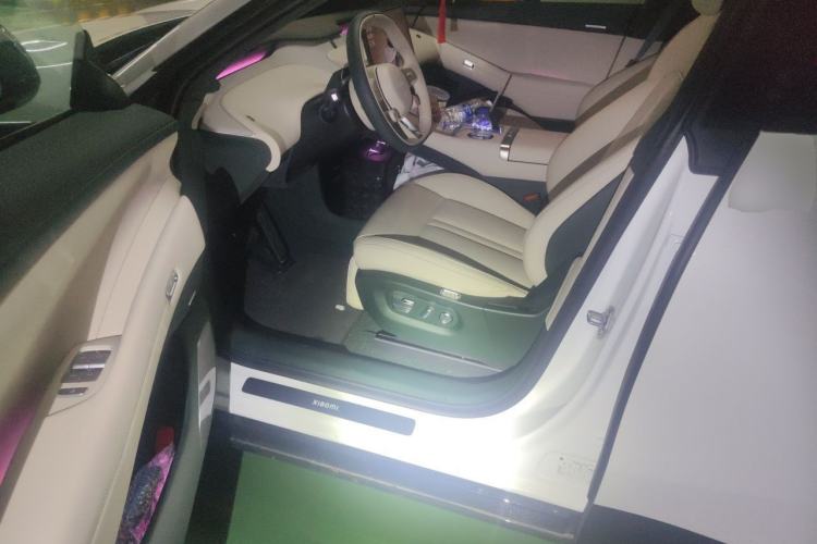 Used Xiaomi Auto YU7 2025 Ultra-Long Range High-Performance All-Wheel-Drive Max Edition Left Front Seat