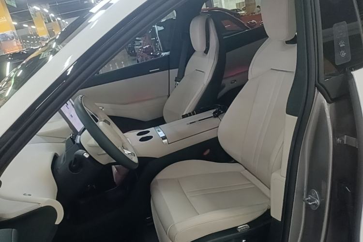 Used Xiaomi Auto YU7 2025 Ultra-Long Range Rear-Wheel Drive Version Left Front Seat