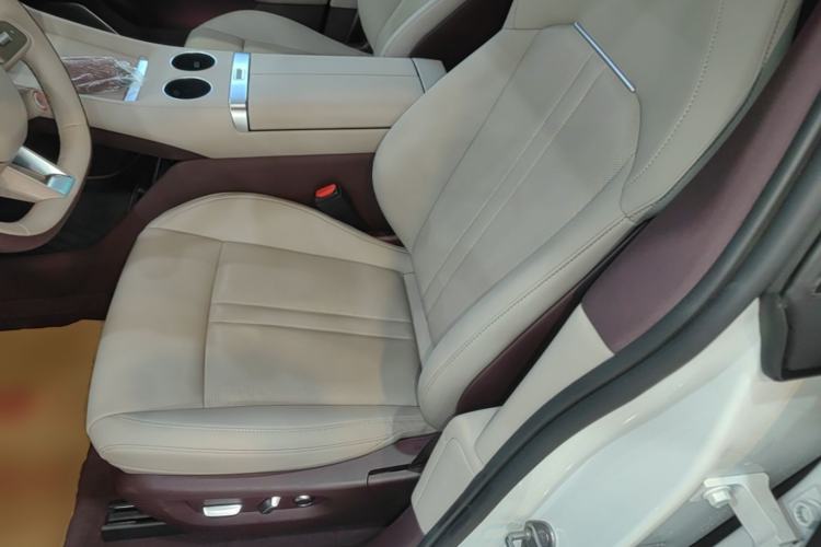Used Xiaomi Auto YU7 2025 Ultra-Long Range Rear-Wheel Drive Version Left Front Seat
