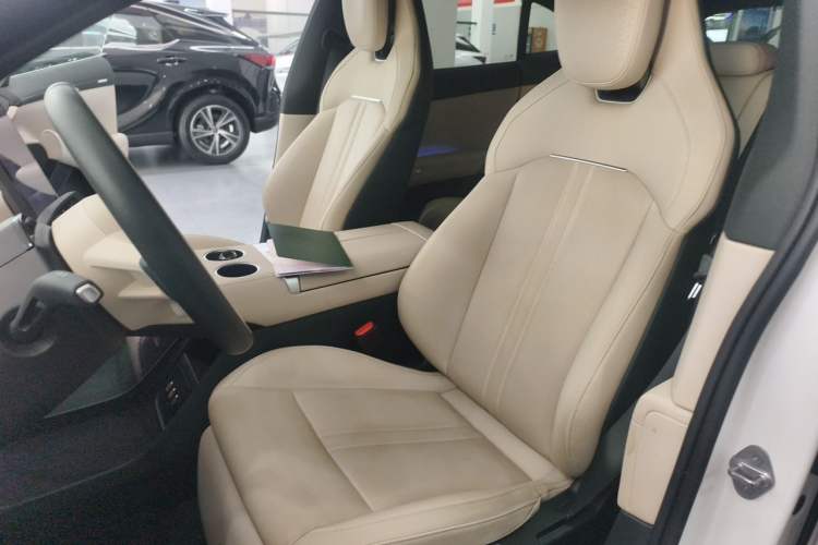 Used Xiaomi Auto YU7 2025 Ultra-Long Range All-Wheel Drive Pro Version Left Front Seat