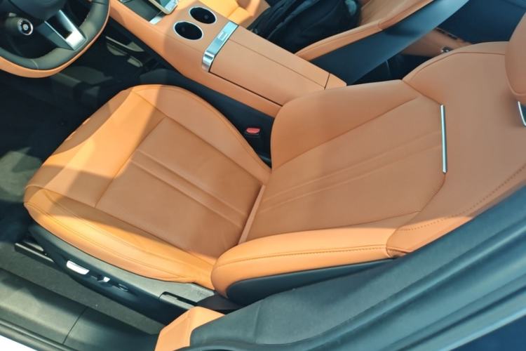 Used Xiaomi Auto YU7 2025 Ultra-Long Range Rear-Wheel Drive Version Left Front Seat