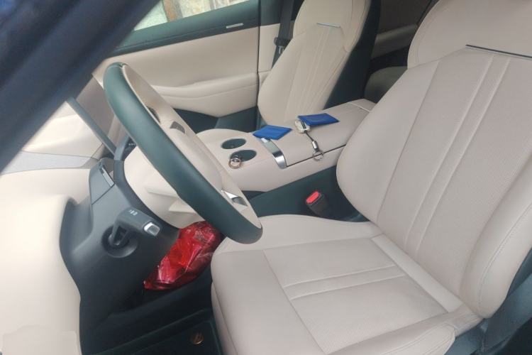 Used Xiaomi Auto YU7 2025 Ultra-Long Range Rear-Wheel Drive Version Left Front Seat