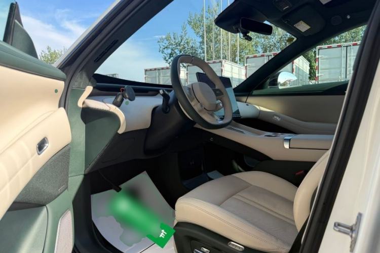 Used Xiaomi Auto YU7 2025 Ultra-Long Range High-Performance All-Wheel-Drive Max Edition Left Front Seat