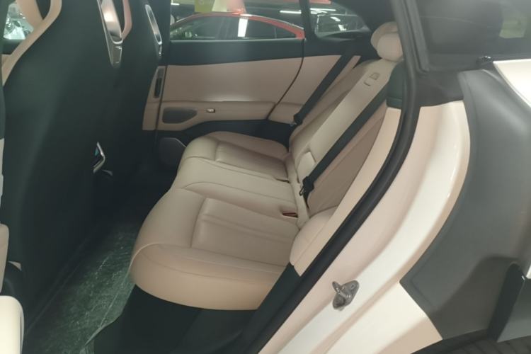 Used Xiaomi Auto YU7 2025 Ultra-Long Range High-Performance All-Wheel-Drive Max Edition Left Rear Seat