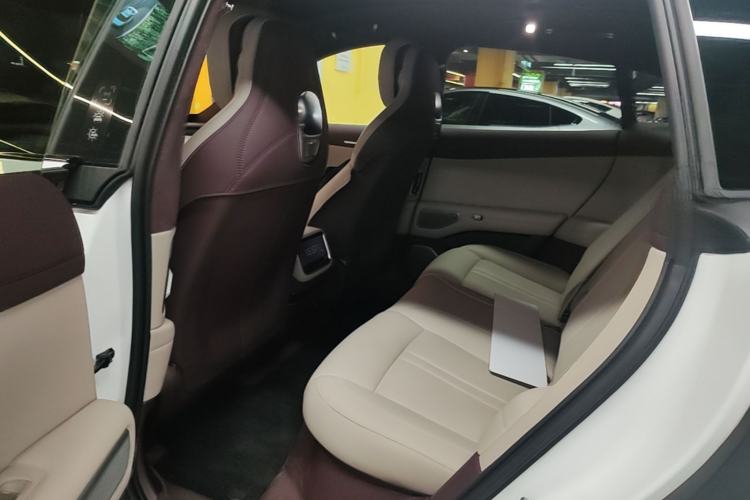 Used Xiaomi Auto YU7 2025 Ultra-Long Range High-Performance All-Wheel-Drive Max Edition Left Rear Seat