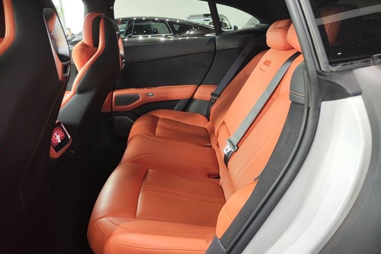 Used Xiaomi Auto YU7 2025 Ultra-Long Range High-Performance All-Wheel-Drive Max Edition Left Rear Seat